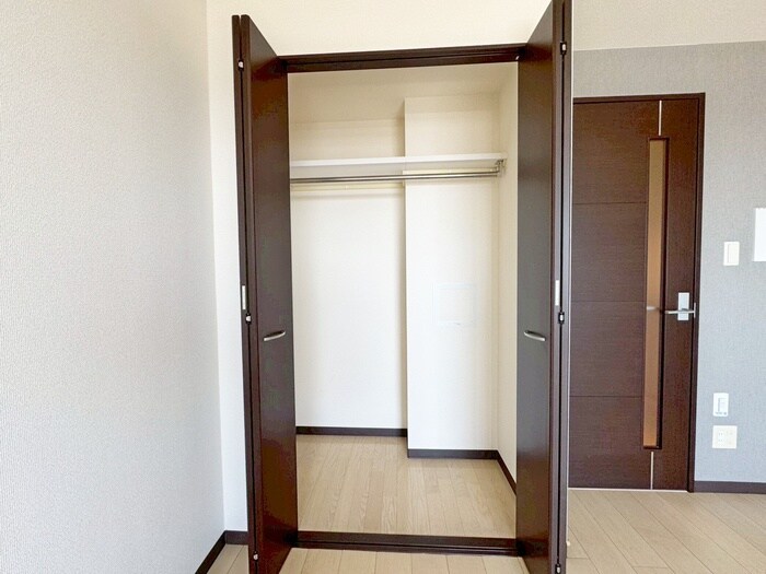 ｺﾝﾌｫｰﾄEXE新田ｽﾃｰｼｮﾝの物件内観写真