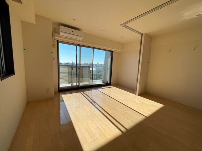 ｺﾝﾌｫｰﾄEXE新田ｽﾃｰｼｮﾝの物件内観写真