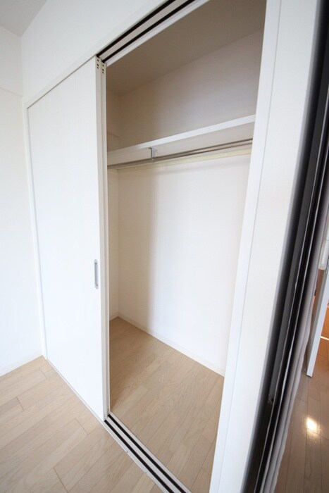 ｺﾝﾌｫｰﾄEXE新田ｽﾃｰｼｮﾝの物件内観写真