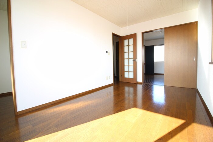 ハピネスＴＯＲＩＮＯ２の物件内観写真