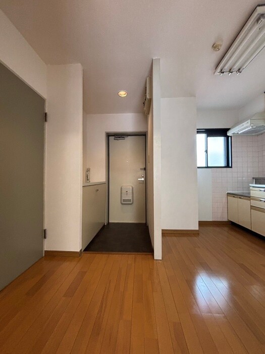 レジェ－ル・ロゼＩＺＵＭＩの物件内観写真