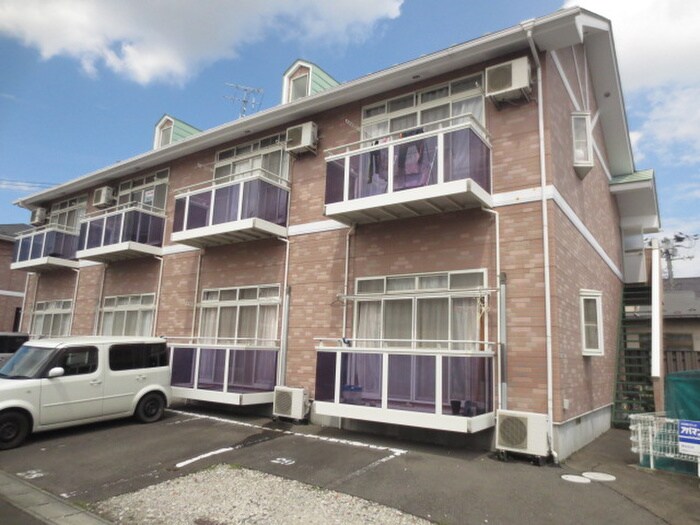 ハミルトンハウス参番館の物件外観写真