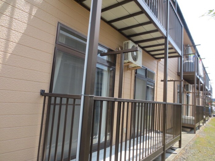 メゾンワガツマの物件外観写真