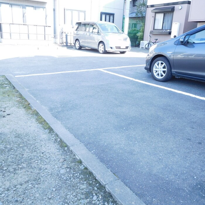 フレール沖野Ｂの物件外観写真