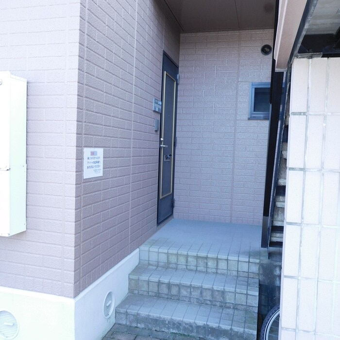 フレール沖野Ｂの物件外観写真