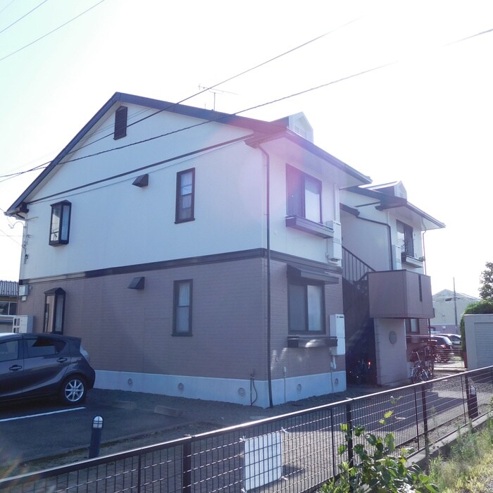 フレール沖野Ｂの物件外観写真