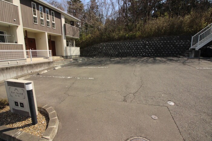 ビューフォレスタAの物件外観写真