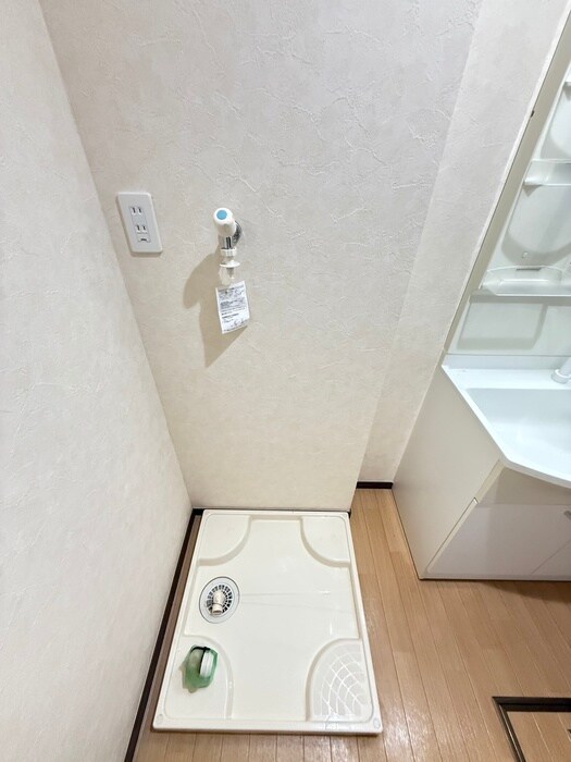 ドゥ・アネッサⅥの物件内観写真