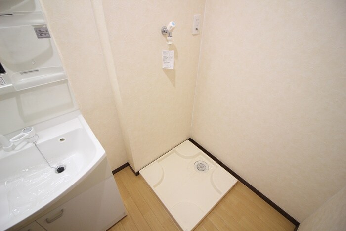 ドゥ・アネッサⅥの物件内観写真