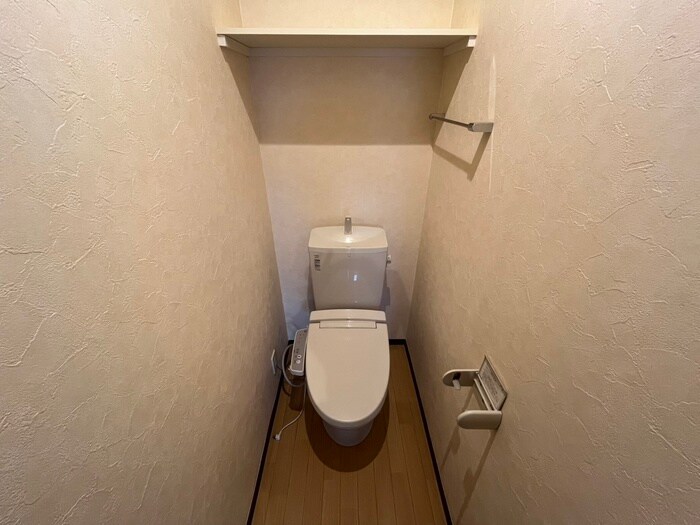 ドゥ・アネッサⅥの物件内観写真