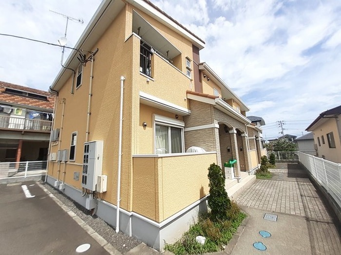 クラールの物件外観写真