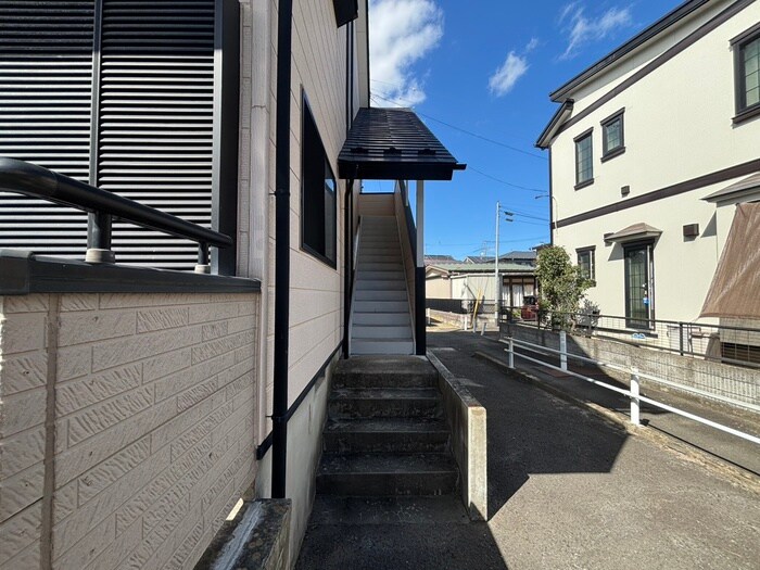 バーシティハウス留ケ谷Ａの物件外観写真