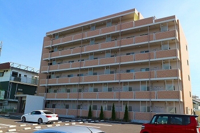 レジデンス仙台泉の物件外観写真