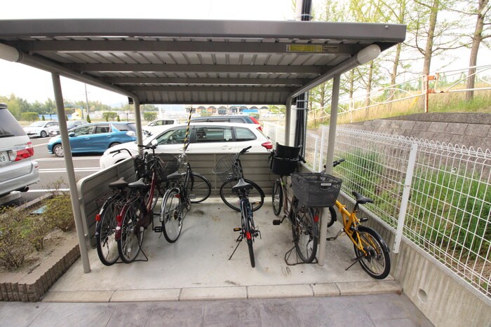 レジデンス仙台泉の物件外観写真