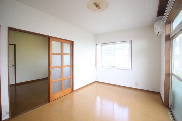 栄ビレッヂの物件内観写真