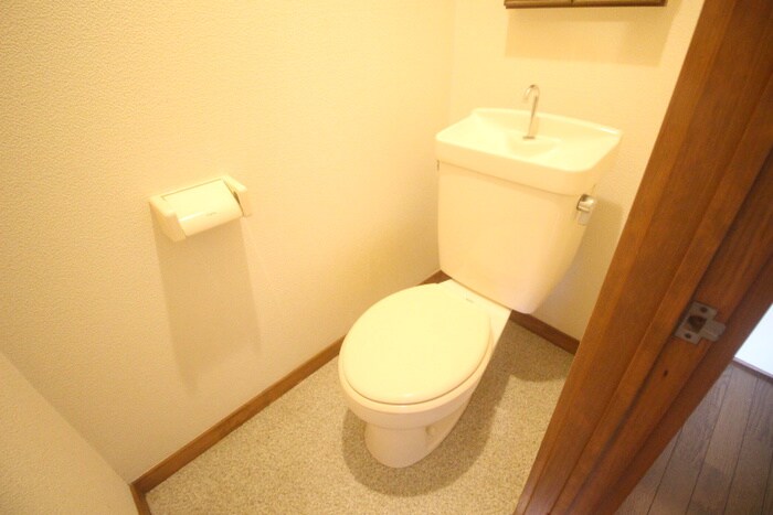 栄ビレッヂの物件内観写真