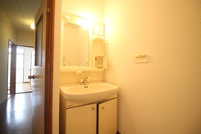 栄ビレッヂの物件内観写真