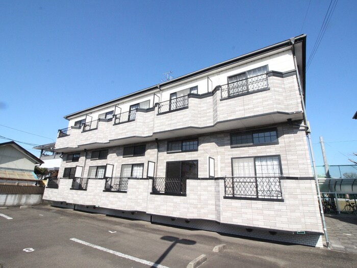 ホワイトキャッスル遠見塚13番館の物件外観写真