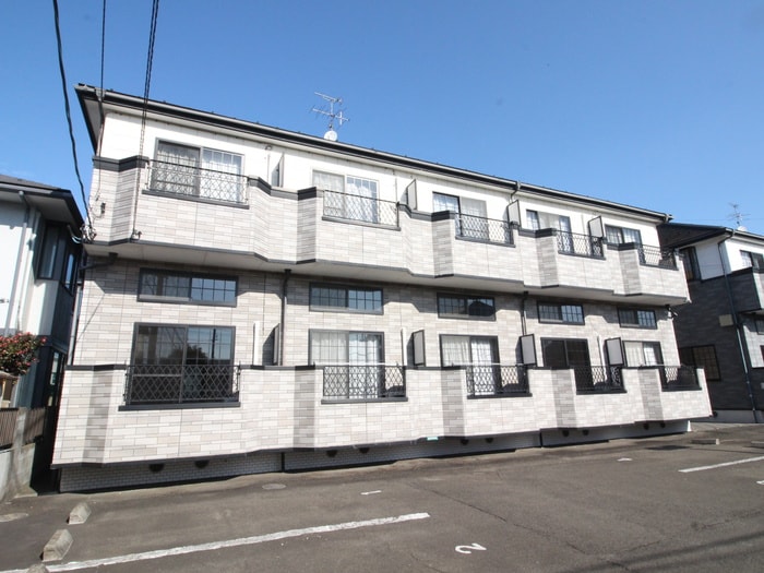 ホワイトキャッスル遠見塚13番館の物件外観写真