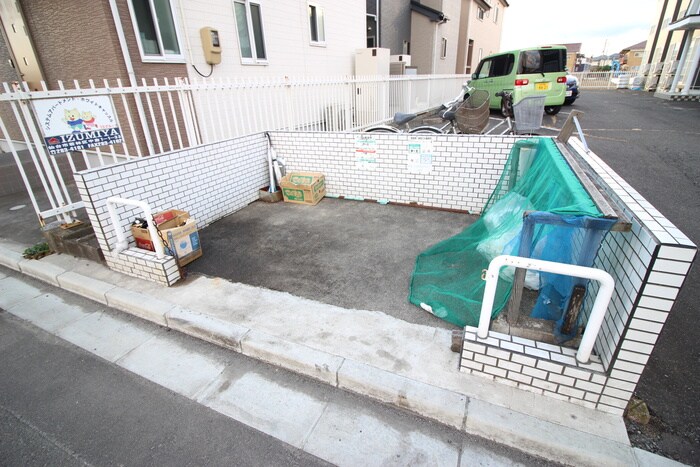 ホワイトキャッスル郡山ビレジBの物件外観写真