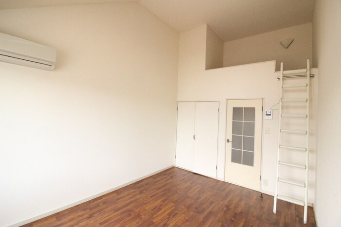 ホワイトキャッスル郡山ビレジBの物件内観写真