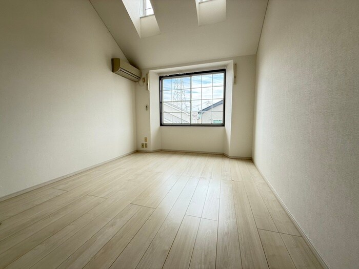 ホワイトキャッスル郡山ビレジBの物件内観写真