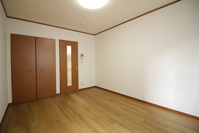 イーストアベニューの物件内観写真