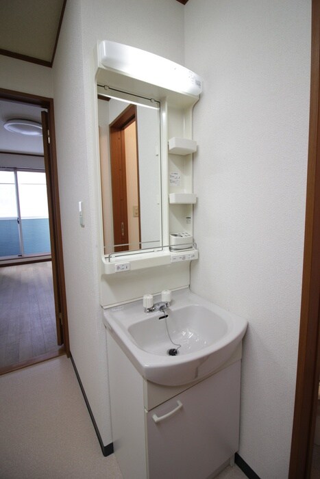 イーストアベニューの物件内観写真