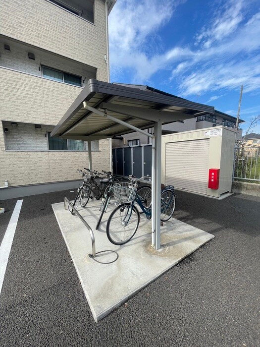 シンフォニー大場の物件外観写真