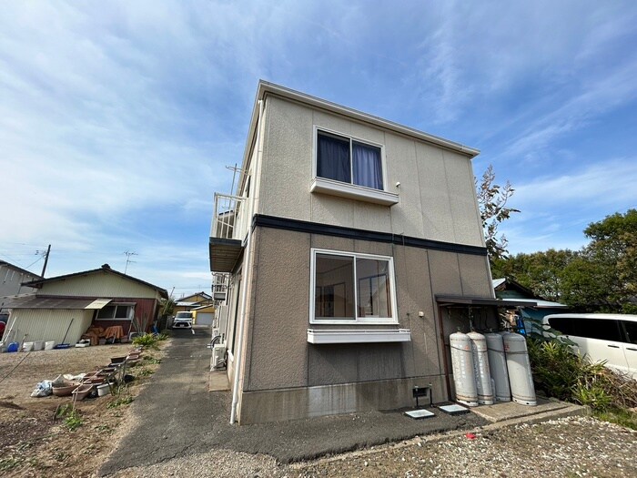 ツインクル中田の物件外観写真