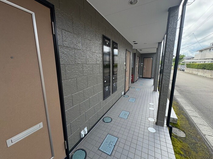 リジェ－ル弐番館の物件外観写真