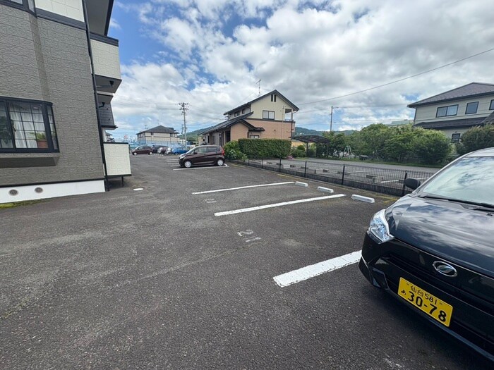 リジェ－ル弐番館の物件外観写真