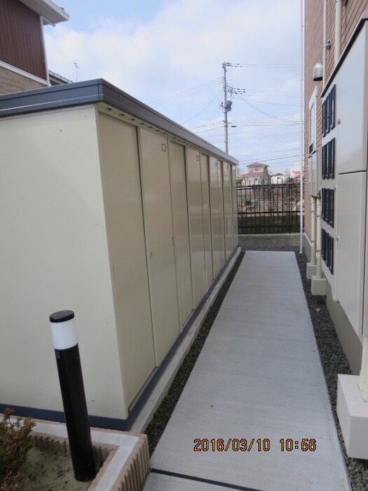 ダンデライオン弐番館の物件外観写真