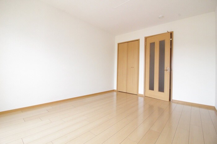 エスト・コリーヌの物件内観写真