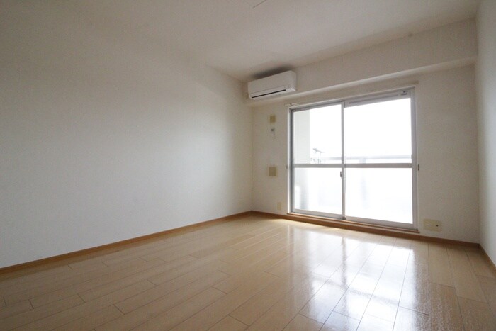 エスト・コリーヌの物件内観写真