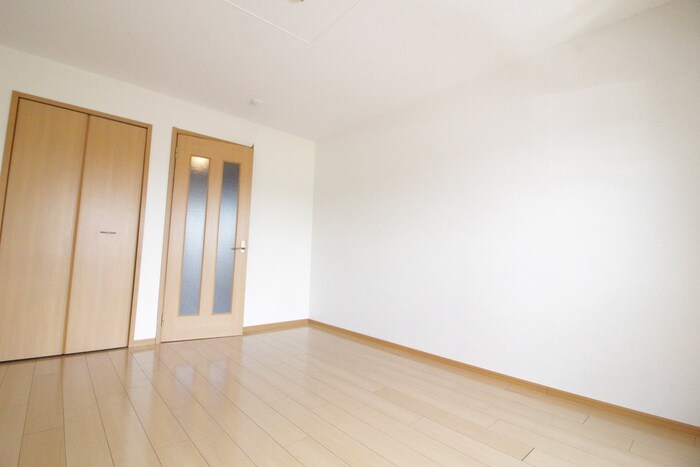 エスト・コリーヌの物件内観写真