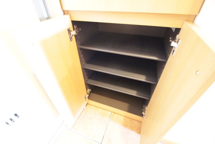 エスト・コリーヌの物件内観写真