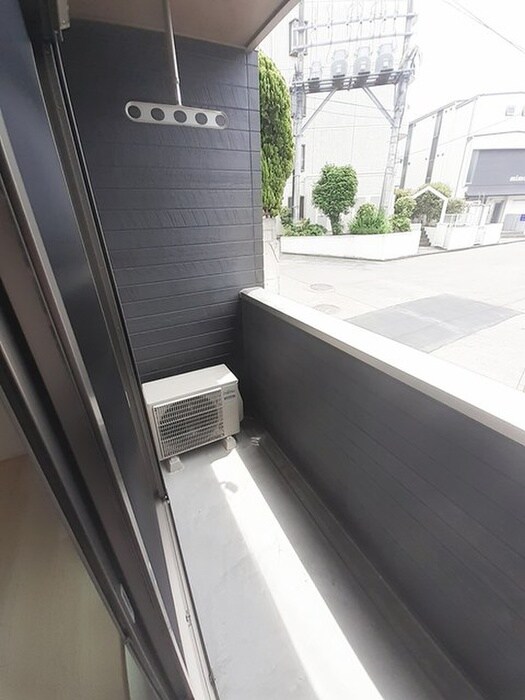 ノイエテルノBの物件内観写真