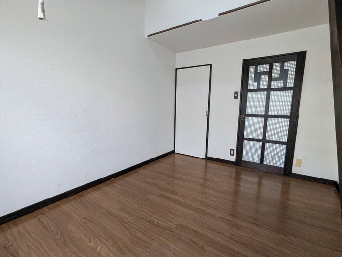 ロフティ若林Bの物件内観写真