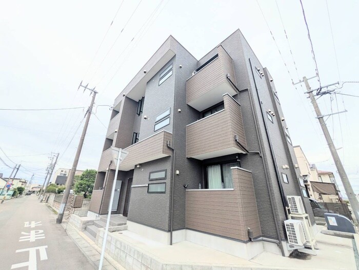 R－SMART福田町駅の物件外観写真