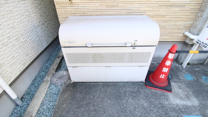 ラ・フォーレ東照宮の物件外観写真