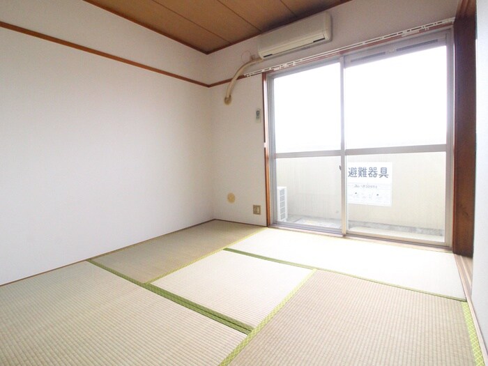 コーポラス中倉の物件内観写真