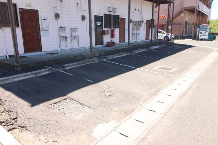 ロイヤルメゾンCの物件外観写真