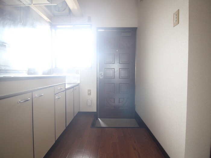 ロイヤルメゾンCの物件内観写真