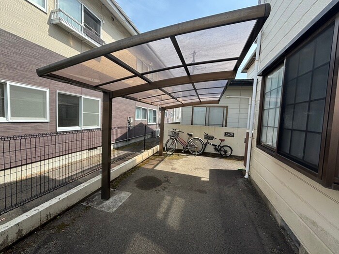 ロフティ栄の物件外観写真