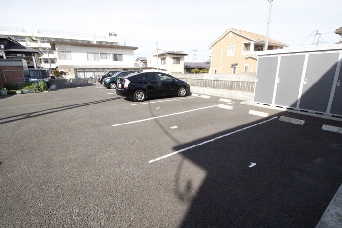 シャーメゾン・エムオーの物件外観写真