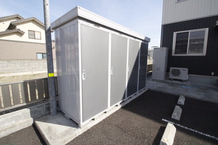 シャーメゾン・エムオーの物件外観写真