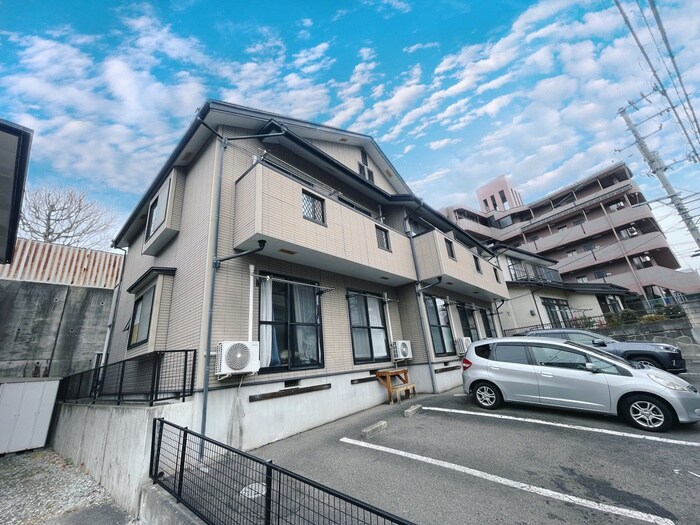 シャンテ小松島の物件外観写真