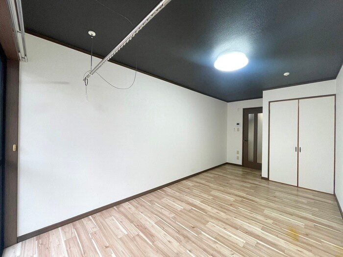 シャンテ小松島の物件内観写真