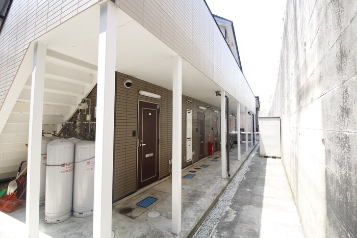 シャンテ小松島の物件外観写真